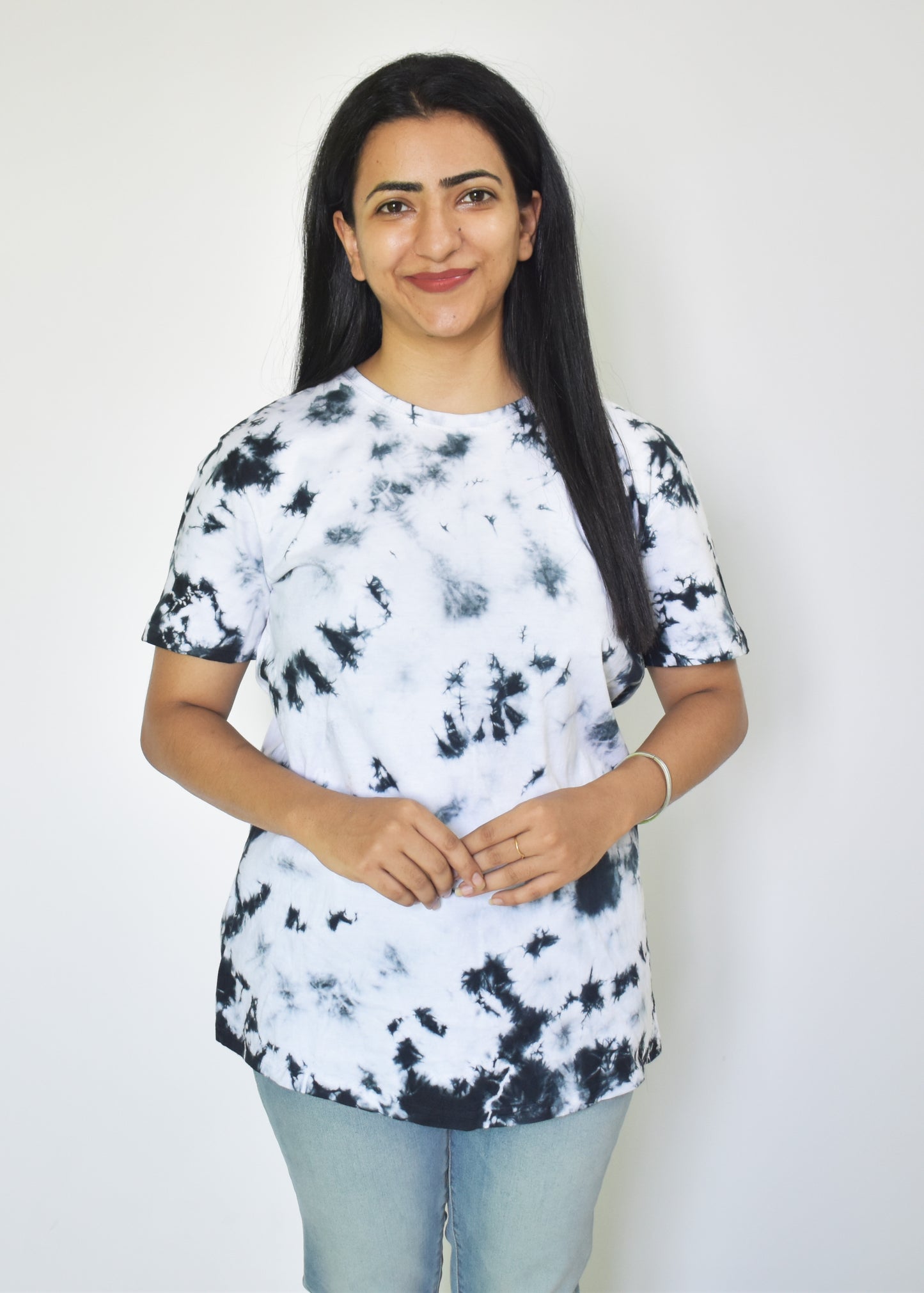 Ultra Soft Trendy 180 gsm pure cotton Black White Tie Dye T-shirt for Women