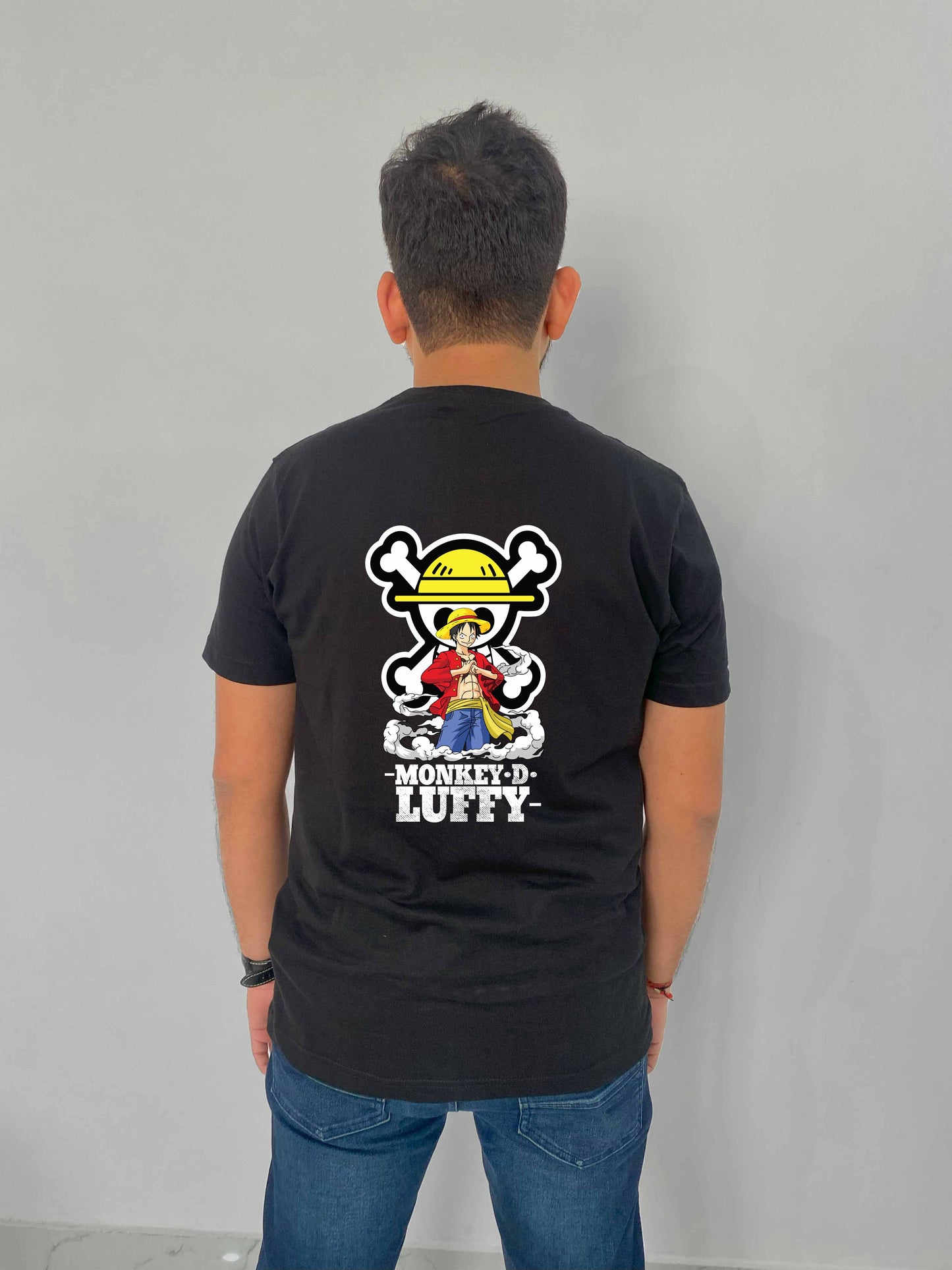 One Piece Anime Back Print T-shirt with Luffy Wearing Straw Hat