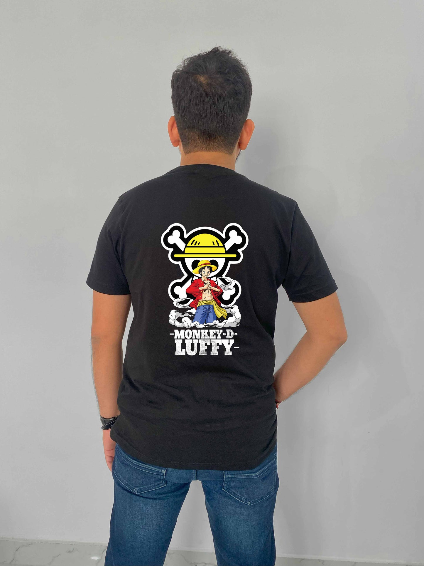 One Piece Anime Back Print T-shirt with Luffy Wearing Straw Hat