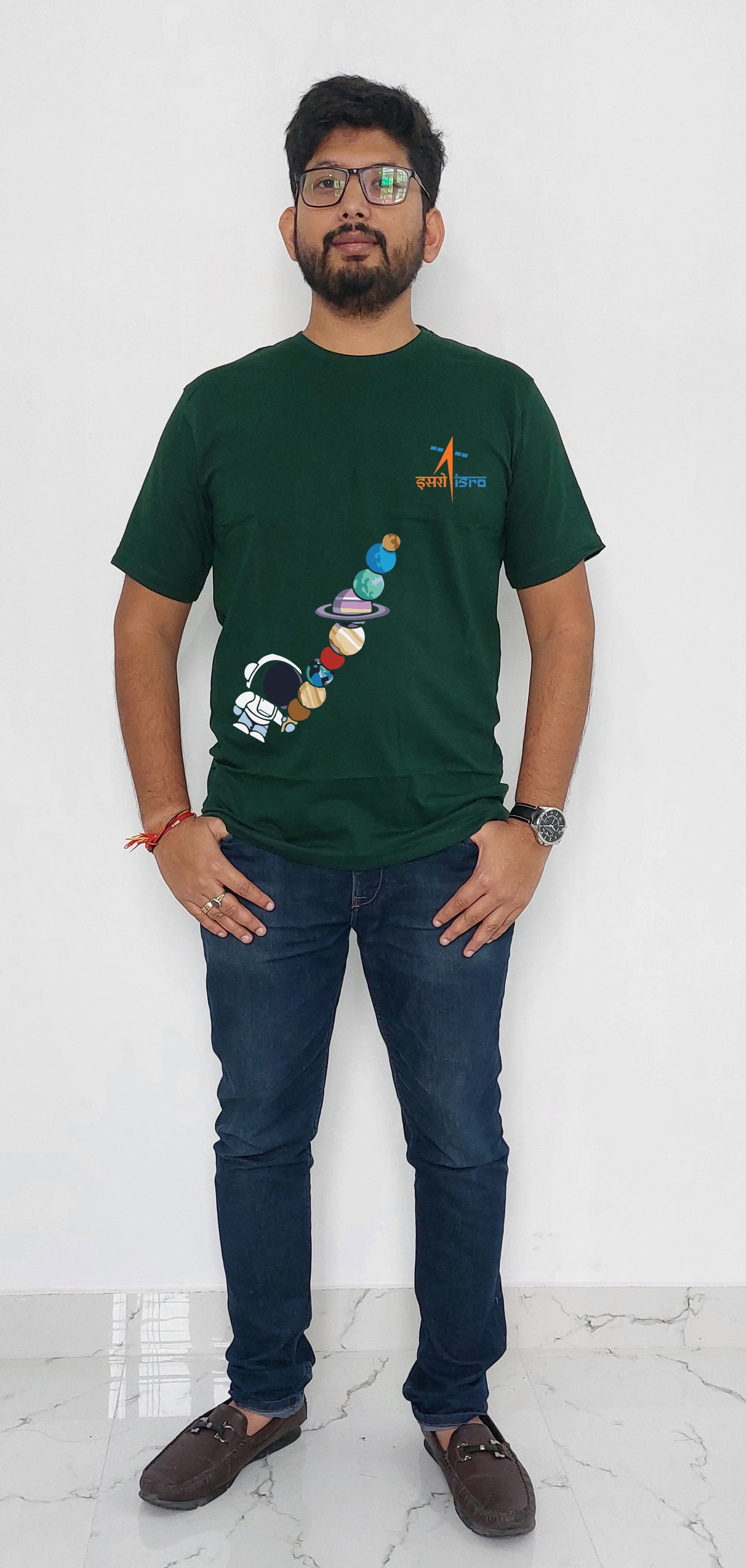 Isro Floating Planet with Astronaut printed T-Shirt for Men